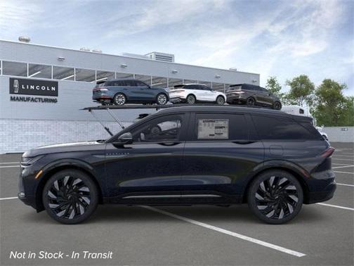 2025 Lincoln Nautilus Reserve