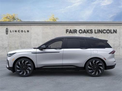 2025 Lincoln Nautilus Reserve