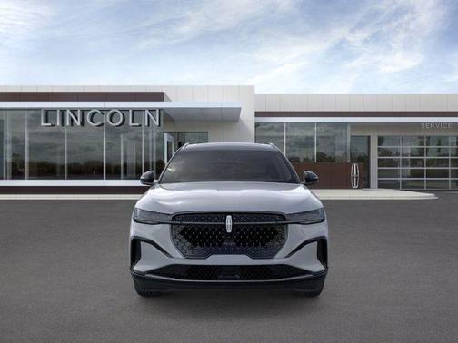 Metallic 2026 Lincoln Nautilus Reserve