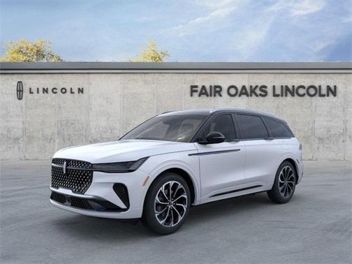 2025 Lincoln Nautilus Reserve