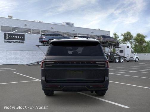 Infinite Black Metallic 2026 Lincoln Navigator L Black Label