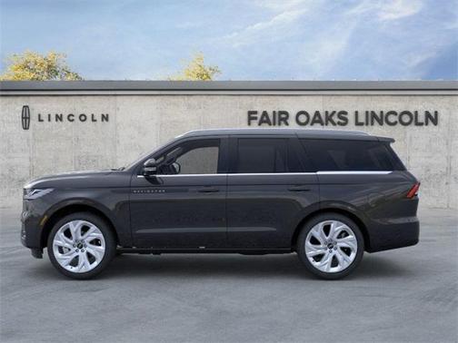2025 Lincoln Navigator Black Label