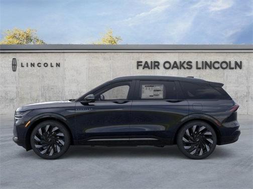 2025 Lincoln Nautilus Reserve
