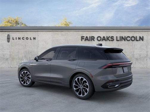 2025 Lincoln Nautilus Reserve