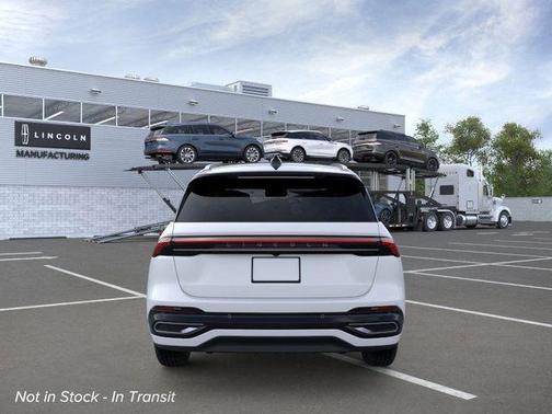 White Platinum Tri-Coat Metallic 2026 Lincoln Nautilus Reserve