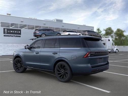 2025 Lincoln Navigator Reserve
