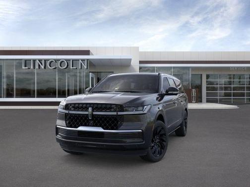 Infinite Black Metallic 2026 Lincoln Navigator L Reserve