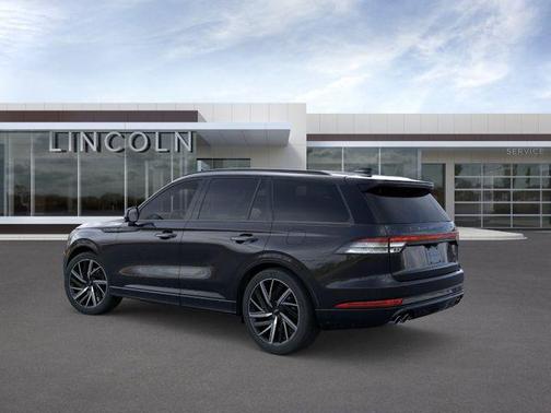 Infinite Black Metallic 2026 Lincoln Aviator Black Label AWD