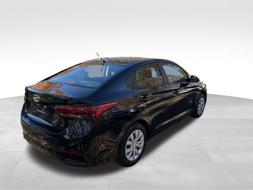 2022 Hyundai Accent SE