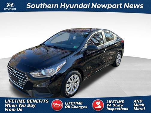 2022 Hyundai Accent SE