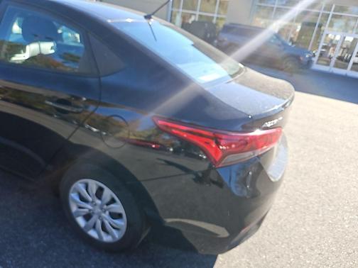 2022 Hyundai Accent SE