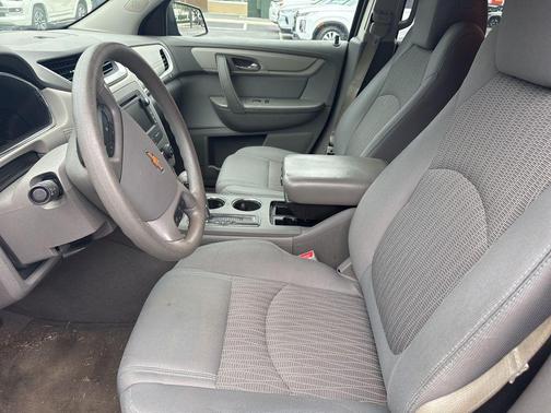 2017 Chevrolet Traverse LS
