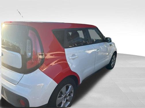 2017 Kia Soul Base