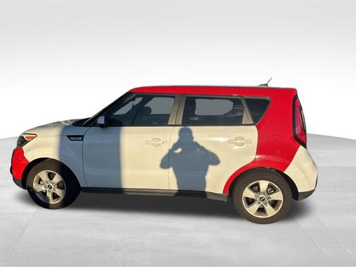 2017 Kia Soul Base