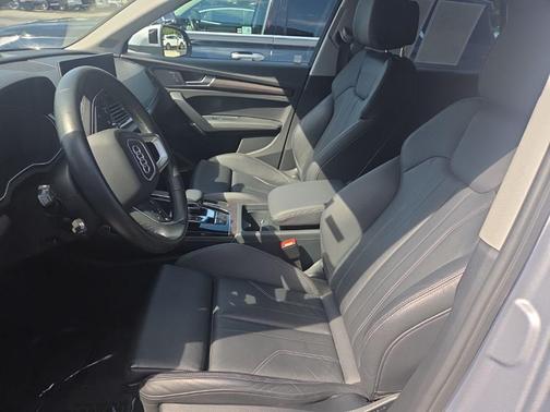 2024 Audi Q5 45 S line Premium Plus