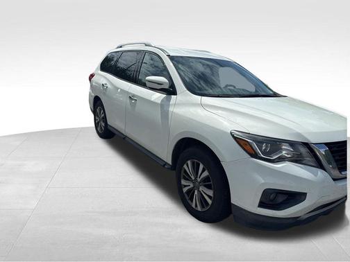 Glacier White 2017 Nissan Pathfinder SV