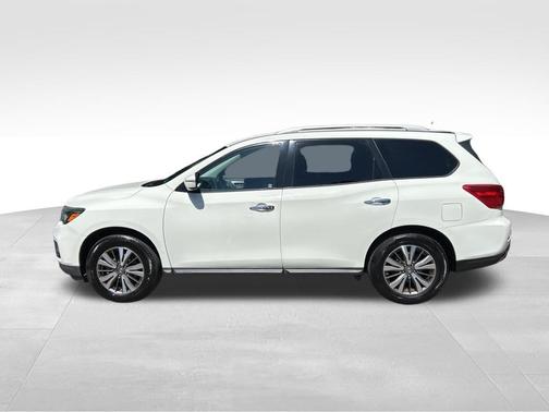 Glacier White 2017 Nissan Pathfinder SV