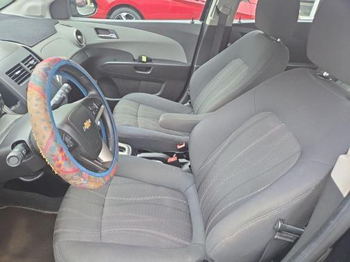 2016 Chevrolet Sonic LT