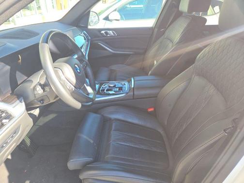 2025 BMW X5 xDrive50e