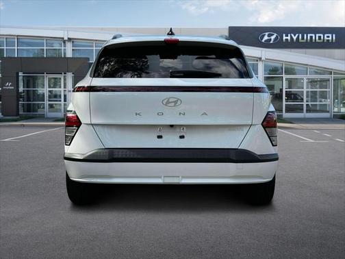 2025 Hyundai KONA EV SEL
