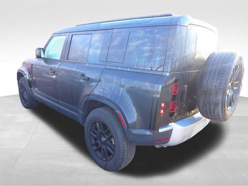 2025 Land Rover Defender S