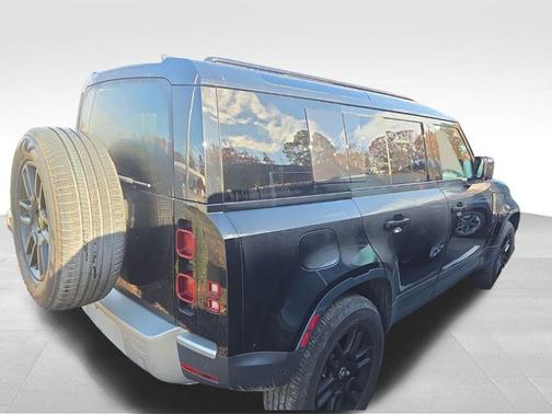 2025 Land Rover Defender S