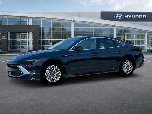 2025 Hyundai SONATA Hybrid SE