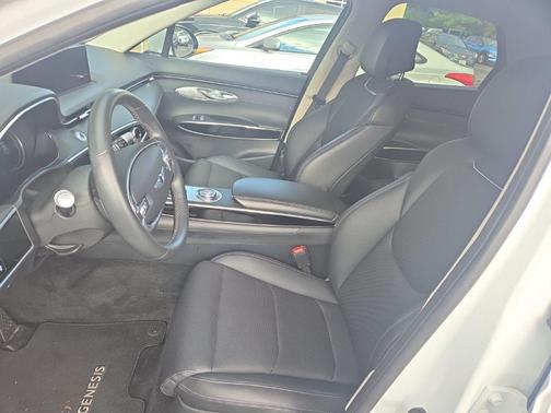 2025 Genesis GV70 2.5T AWD