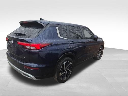 2023 Mitsubishi Outlander SE 2.5 2WD