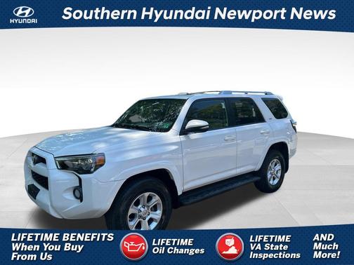 Super White 2018 Toyota 4Runner SR5 Premium
