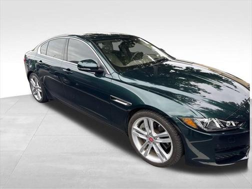 2017 Jaguar XE 35t Prestige