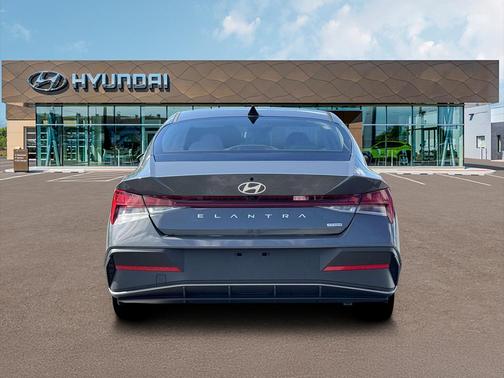 Ecotronic Gray Pearl 2026 Hyundai ELANTRA HEV Blue