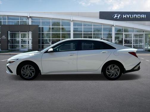 2025 Hyundai ELANTRA HEV Blue