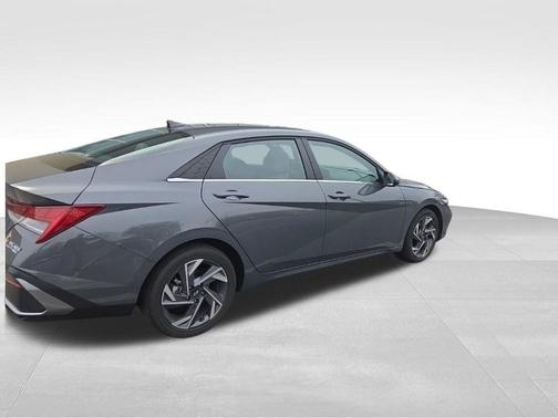 2025 Hyundai ELANTRA HEV Limited