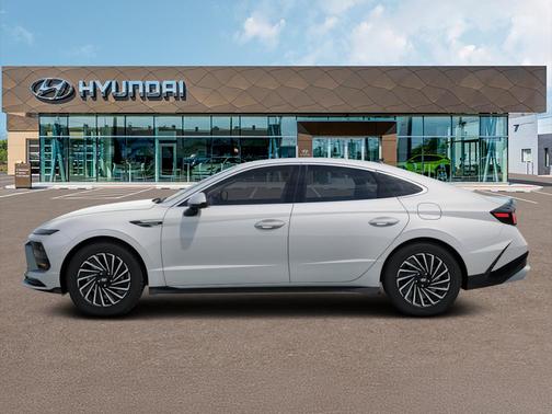 2026 Hyundai SONATA Hybrid Limited