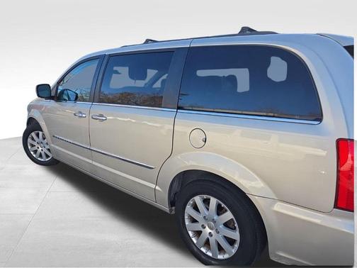 2015 Chrysler Town & Country Touring