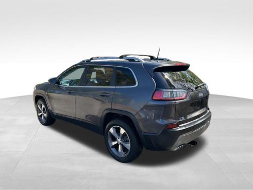 Granite Crystal Metallic Clearcoat 2019 Jeep Cherokee Limited