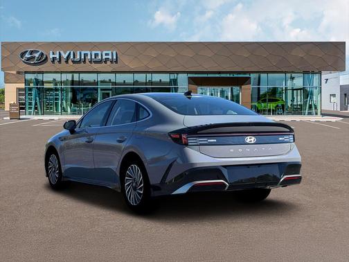 2026 Hyundai SONATA Hybrid SE