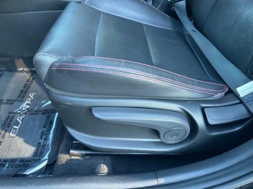 2017 Hyundai ELANTRA Sport