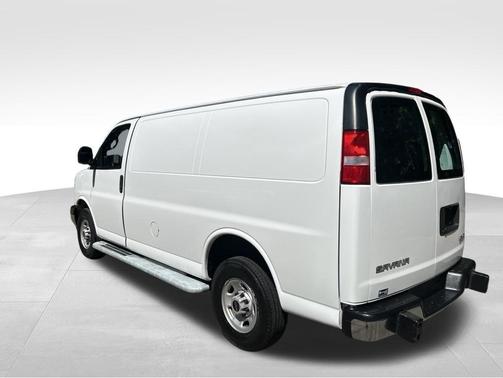 Summit White 2024 GMC Savana 2500 Work Van