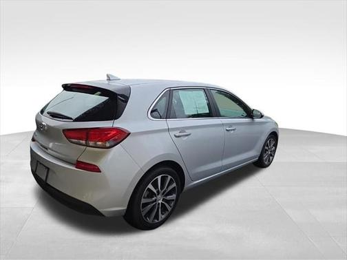 2018 Hyundai Elantra GT Base
