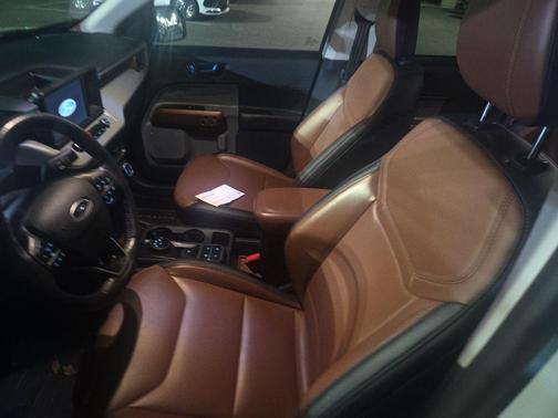 2022 Ford Maverick Lariat