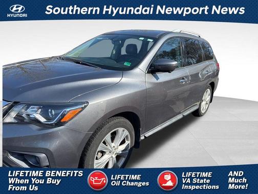 2018 Nissan Pathfinder SL