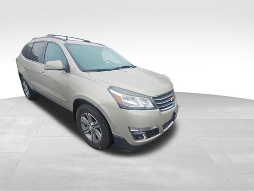 Champagne Silver Metallic 2015 Chevrolet Traverse 1LT