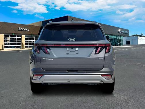 Ecotronic Gray 2026 Hyundai TUCSON Limited