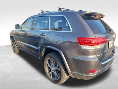 2018 Jeep Grand Cherokee Sterling Edition