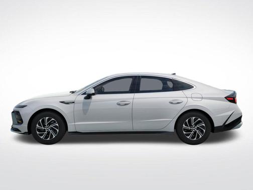 Serenity White 2026 Hyundai SONATA Hybrid Base