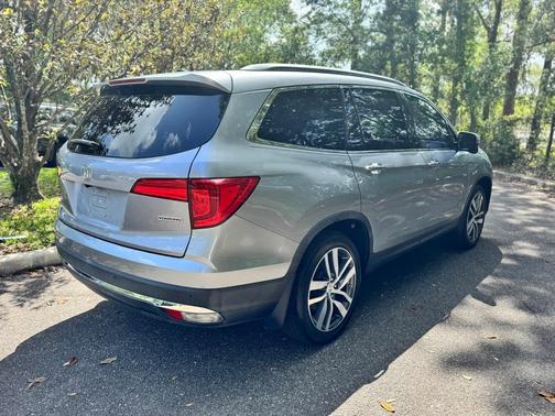2017 Honda Pilot Touring