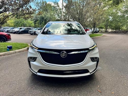 2022 Buick Enclave Essence