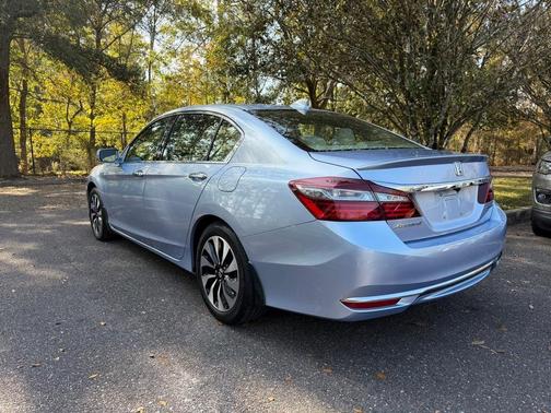 2017 Honda Accord Hybrid EX-L